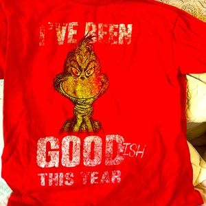 Size small, fits 7-10 years old, red, grinch, 100% cotton. Pre-loved. *1